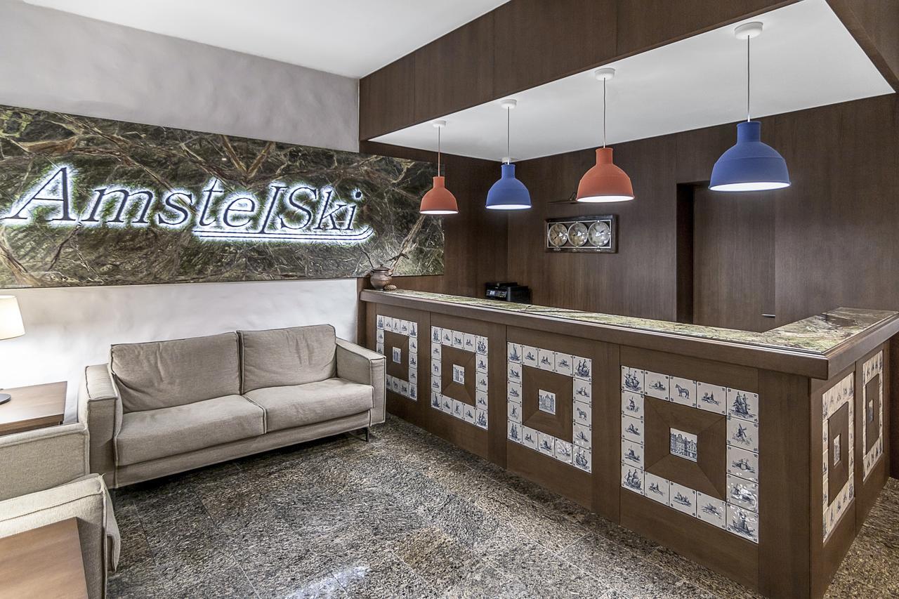 Amstelski Ξενοδοχείο Μπούκοβελ Εξωτερικό φωτογραφία